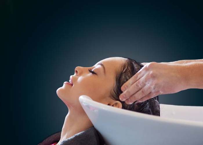 Gandhinagar beauty parlour