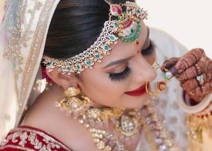 Make up in Gandhinagar